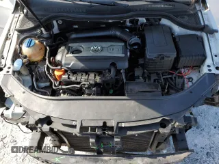 2013 Volkswagen CC Sport with VIN WVWBN7AN6DE539681, listed as a Copart auction lot 45477985 with 121,128 mi miles and Salvage Title. Bid and sale history available at DreamBid. Image 11.