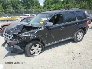 2011 Ford Escape XLT z VIN 1FMCU9D74BKA52358, wystawiony jako Copart lot #59572275 z przebiegiem 146 624 mil mil oraz Szkoda całkowita • Salvage title. Historia ofert i sprzedaży dostępna na DreamBid. Obrazek 1.