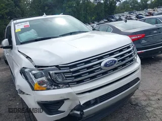2018 Ford Expedition XLT with VIN 1FMJU1HT9JEA48285, listed as a IAAI auction lot 40282104 with 79,476 mi miles. Bid and sale history available at carsss.com. Image 6.