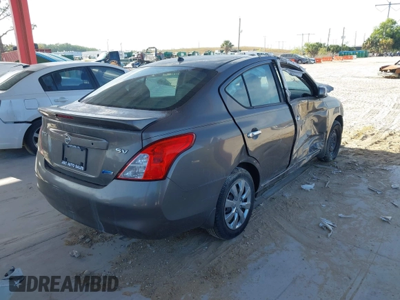 2013 Nissan Versa S Plus with VIN 3N1CN7AP5DL885858, listed as a IAAI auction lot 41939828 with 128,382 mi miles and . Bid and sale history available at DreamBid. Image 4.