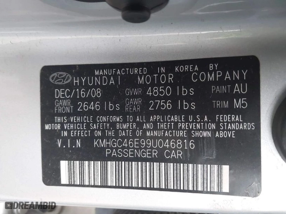2009 Hyundai Genesis with VIN KMHGC46E99U046816, listed as a IAAI auction lot 38283097 with 87,108 mi miles. Bid and sale history available at carsss.com. Image 9.