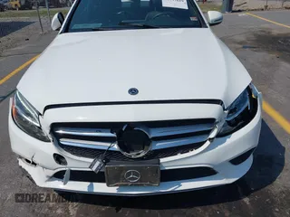 2019 Mercedes-Benz C 300 with VIN 55SWF8DB5KU320503, listed as a IAAI auction lot 41997619 with 77,912 mi miles and . Bid and sale history available at DreamBid. Image 6.
