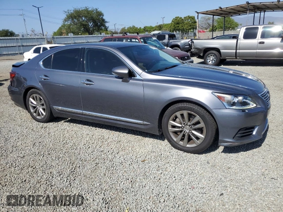 2013 Lexus LS 460 z VIN JTHBL5EF0D5120480, wystawiony jako Copart lot #57443725 z przebiegiem 183 390 mil mil oraz Szkoda całkowita • Salvage title. Historia ofert i sprzedaży dostępna na DreamBid. Obrazek 4.