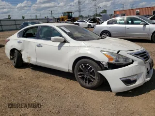 2015 Nissan Altima SV with VIN 1N4AL3AP0FC293355, listed as a Copart auction lot 69756074 with 94,302 mi miles and Salvage Title. Bid and sale history available at DreamBid. Image 4.