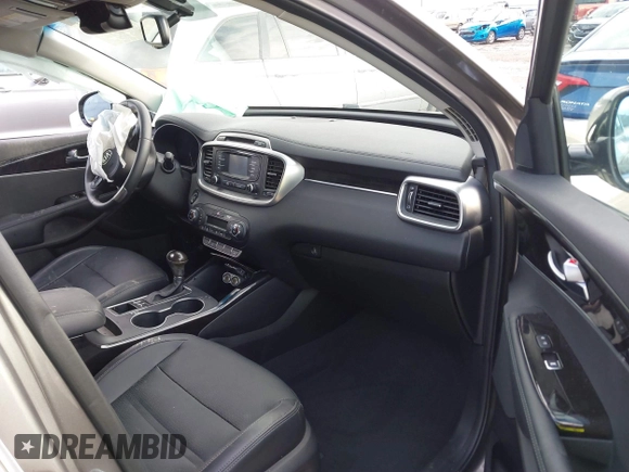 2016 Kia Sorento EX with VIN 5XYPHDA59GG004366, listed as a IAAI auction lot 41723841 with 23,284 mi miles. Bid and sale history available at carsss.com. Image 5.
