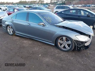 2010 Mercedes-Benz S 550 with VIN WDDNG8GB5AA350104, listed as a IAAI auction lot 41740949 with 113,521 mi miles and . Bid and sale history available at DreamBid. Image 1.