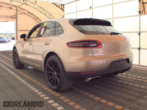2018 Porsche Macan with VIN WP1AA2A54JLB07736, listed as a Copart auction lot 61697685 with 131,096 mi miles and Clean title. Bid and sale history available at DreamBid. Image 3.