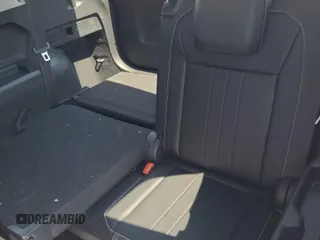 2024 Volkswagen Tiguan SE с VIN 3VV3B7AX9RM106728, выставлен на аукционе IAAI как лот 42845194 с пробегом 23 946 миль миль и . История ставок и продаж доступна на DreamBid. Изображение 4.