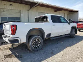 2020 GMC Sierra 2500HD AT4 z VIN 1GT49PEY4LF270896, wystawiony jako Copart lot #53481915 z przebiegiem Nie podano mil oraz Czysty tytuł • Clean title. Historia ofert i sprzedaży dostępna na DreamBid. Obrazek 3.