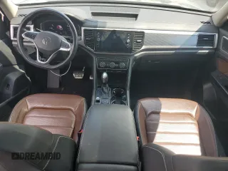 2021 Volkswagen Atlas SEL Premium R-Line with VIN 1V2FR2CA1MC500123, listed as a Copart auction lot 56912575 with 57,054 mi miles and Salvage title. Bid and sale history available at DreamBid. Image 8.