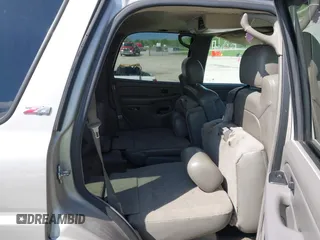 2005 Chevrolet Tahoe LT z VIN 1GNEK13T35R196103, wystawiony jako IAAI lot #42053184 z przebiegiem 326 536 mil mil oraz . Historia ofert i sprzedaży dostępna na DreamBid. Obrazek 8.
