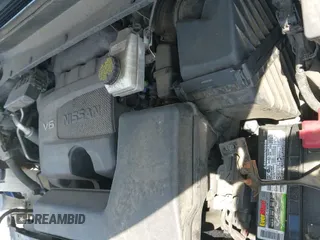 2018 Nissan Pathfinder SV z VIN 5N1DR2MM6JC602560, wystawiony jako IAAI lot #43073292 z przebiegiem 168 942 mil mil oraz . Historia ofert i sprzedaży dostępna na DreamBid. Obrazek 19.