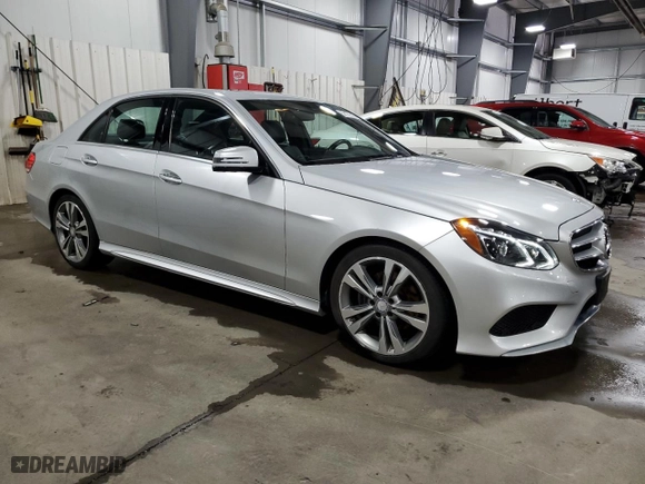 2015 Mercedes-Benz E-Class E 350 Luxury with VIN WDDHF8JB2FB091260, listed as a Copart auction lot 52177515 with 122,951 mi miles and Salvage Title. Bid and sale history available at carsss.com. Image 4.