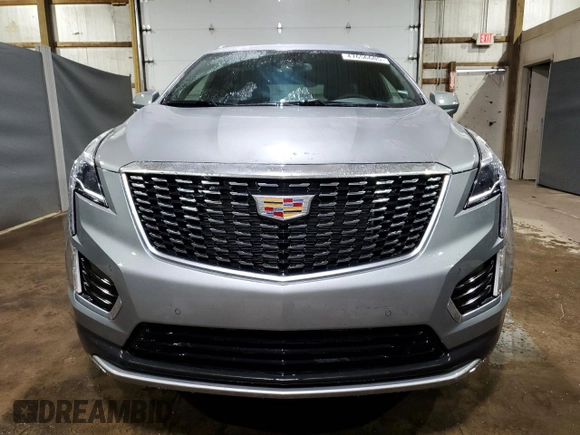 2025 Cadillac XT5 FWD Premium Luxury with VIN 1GYKNCRS9SZ120579, listed as a Copart auction lot 47656605 with 6,136 mi miles and Clean Title. Bid and sale history available at DreamBid. Image 5.