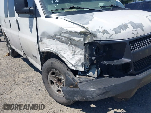 2005 Chevrolet Express Cargo with VIN 1GCGG25V151200770, listed as a IAAI auction lot 42639469 with 336,555 mi miles and . Bid and sale history available at DreamBid. Image 6.