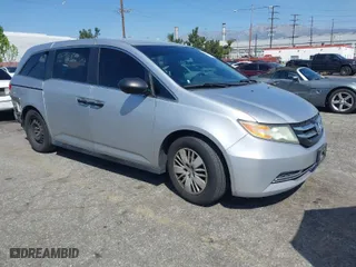 2014 Honda Odyssey LX with VIN 5FNRL5H24EB008838, listed as a IAAI auction lot 41987432 with 276,432 mi miles. Bid and sale history available at carsss.com. Image 1.