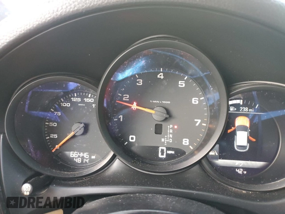 2018 Porsche Macan с VIN WP1AA2A54JLB19806, выставлен на аукционе Copart как лот 41476185 с пробегом 66 446 миль миль и Списание • Salvage title. История ставок и продаж доступна на DreamBid. Изображение 9.