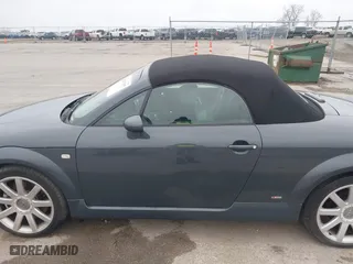 2004 Audi TT with VIN TRUUF28NX41025506, listed as a IAAI auction lot 42077877 with 139,617 mi miles. Bid and sale history available at carsss.com. Image 14.