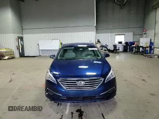 2016 Hyundai Sonata SE z VIN 5NPE24AF7GH365881, wystawiony jako Copart lot #49888055 z przebiegiem 181 106 mil mil oraz Szkoda całkowita • Salvage title. Historia ofert i sprzedaży dostępna na DreamBid. Obrazek 10.
