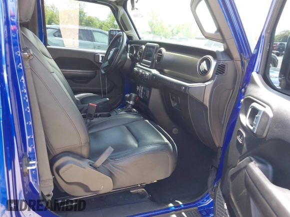 2019 Jeep Wrangler Unlimited Sport Altitude with VIN 1C4HJXDG2KW532866, listed as a IAAI auction lot 42320008 with 66,316 mi miles and . Bid and sale history available at DreamBid. Image 5.