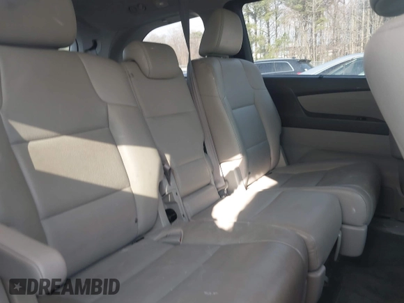 2016 Honda Odyssey Touring Elite with VIN 5FNRL5H92GB018560, listed as a IAAI auction lot 41796605 with 83,234 mi miles and . Bid and sale history available at carsss.com. Image 8.
