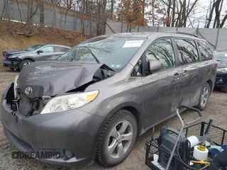 2015 Toyota Sienna LE AAS with VIN 5TDKK3DC6FS528608, listed as a IAAI auction lot 41492955 with 137,853 mi miles and . Bid and sale history available at DreamBid. Image 18.