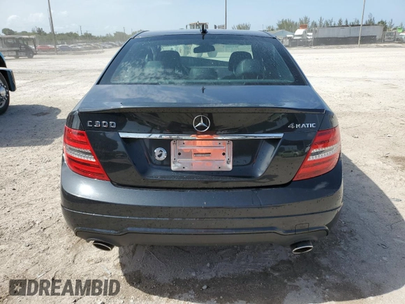 2013 Mercedes-Benz C 300 Sport z VIN WDDGF8AB0DR287004, wystawiony jako Copart lot #63068595 z przebiegiem 51 276 mil mil oraz Szkoda całkowita • Salvage title. Historia ofert i sprzedaży dostępna na DreamBid. Obrazek 6.
