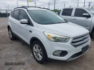 2017 Ford Escape SE with VIN 1FMCU0GD0HUD19621, listed as a IAAI auction lot 42123026 with 105,664 mi miles and . Bid and sale history available at carsss.com. Image 1.