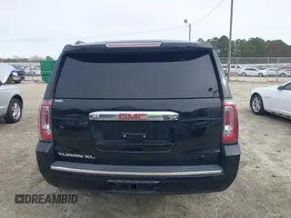 2019 GMC Yukon XL Denali with VIN 1GKS1HKJ9KR194167, listed as a IAAI auction lot 41092000 with 1 mi miles. Bid and sale history available at carsss.com. Image 16.
