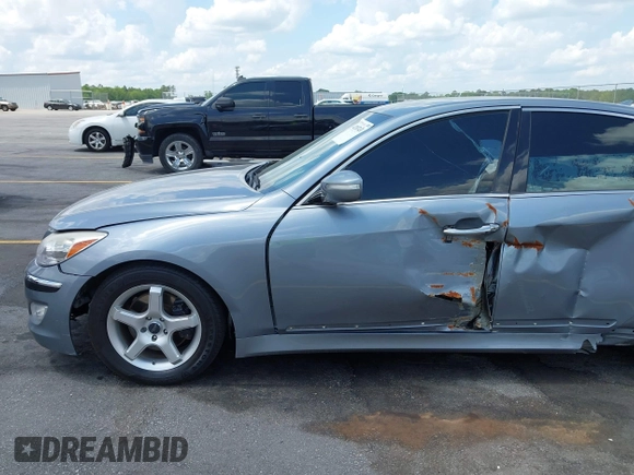 2013 Hyundai Genesis 3.8L with VIN KMHGC4DD1DU256345, listed as a IAAI auction lot 42187431 with 117,528 mi miles and . Bid and sale history available at DreamBid. Image 20.