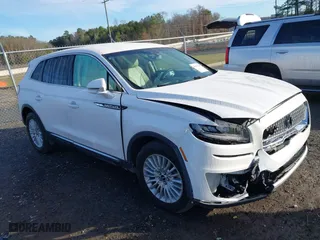 2019 Lincoln Nautilus Standard with VIN 2LMPJ8J93KBL19868, listed as a IAAI auction lot 41176714 with 87,324 mi miles. Bid and sale history available at carsss.com. Image 1.
