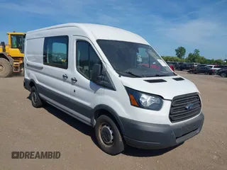 2018 Ford Transit z VIN 1FTBW2CMXJKB22663, wystawiony jako IAAI lot #42667574 z przebiegiem 246 593 mil mil oraz . Historia ofert i sprzedaży dostępna na DreamBid. Obrazek 1.