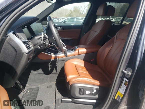 2022 BMW X5 xDrive45e with VIN 5UXTA6C09N9K10638, listed as a Copart auction lot 48321845 with 44,036 mi miles and Salvage Title. Bid and sale history available at DreamBid. Image 7.