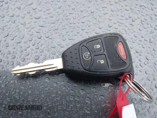 2015 Jeep Patriot High Altitude z VIN 1C4NJRFB8FD177204, wystawiony jako IAAI lot #41972407 z przebiegiem 94 339 mil mil oraz . Historia ofert i sprzedaży dostępna na DreamBid. Obrazek 11.