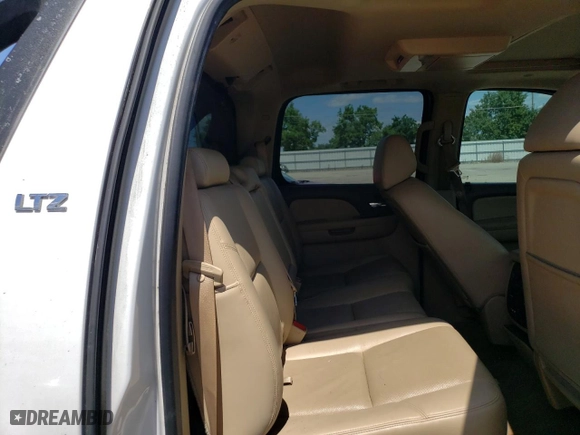 2009 Chevrolet Avalanche LTZ with VIN 3GNFK32079G177888, listed as a Copart auction lot 65956444 with 130,311 mi miles and Salvage Title. Bid and sale history available at carsss.com. Image 10.