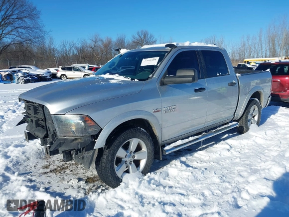2015 Ram 1500 Big Horn z VIN 1C6RR7LT2FS620252, wystawiony jako IAAI lot #41149484 z przebiegiem 137 784 mil mil oraz . Historia ofert i sprzedaży dostępna na DreamBid. Obrazek 2.