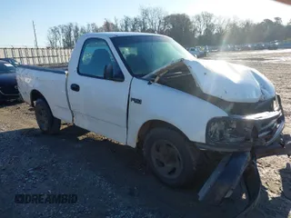 2001 Ford F-150 XL z VIN 1FTZF172X1KB02253, wystawiony jako IAAI lot #41747563 z przebiegiem Nie podano mil oraz . Historia ofert i sprzedaży dostępna na DreamBid. Obrazek 1.