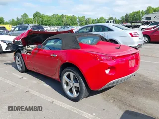 2008 Pontiac Solstice z VIN 1G2MB35B58Y102189, wystawiony jako IAAI lot #42146408 z przebiegiem Nie podano mil oraz . Historia ofert i sprzedaży dostępna na DreamBid. Obrazek 3.