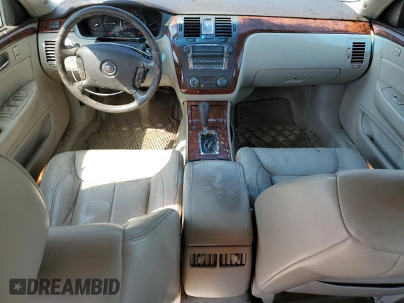 2007 Cadillac DTS Luxury I z VIN 1G6KD57Y37U110200, wystawiony jako Copart lot #52866815 z przebiegiem 157 393 mil mil oraz Szkoda całkowita • Salvage title. Historia ofert i sprzedaży dostępna na DreamBid. Obrazek 8.