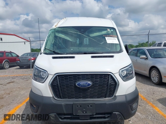 2023 Ford Transit Cargo с VIN 1FTBR2C84PKB85423, выставлен на аукционе IAAI как лот 42099152 с пробегом 48 328 миль миль и . История ставок и продаж доступна на DreamBid. Изображение 12.
