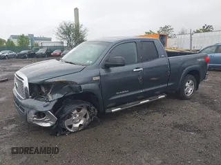 2008 Toyota Tundra z VIN 5TFBV54148X071912, wystawiony jako IAAI lot #42209379 z przebiegiem 261 492 mil mil oraz . Historia ofert i sprzedaży dostępna na DreamBid. Obrazek 2.