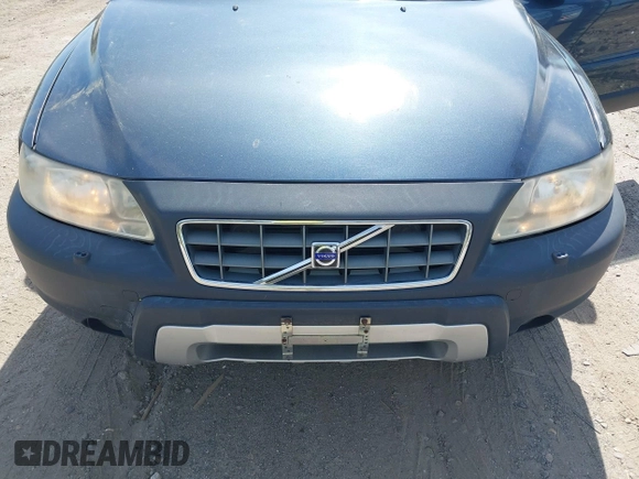 2007 Volvo XC70 with VIN YV4SZ592571273632, listed as a IAAI auction lot 42166678 with 199,891 mi miles. Bid and sale history available at carsss.com. Image 6.