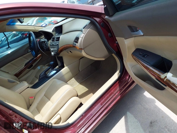2010 Honda Accord EX-L z VIN 1HGCP2F87AA064874, wystawiony jako IAAI lot #42317782 z przebiegiem 247 134 mil mil oraz . Historia ofert i sprzedaży dostępna na DreamBid. Obrazek 5.