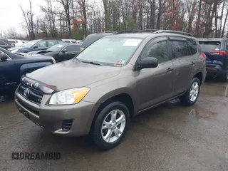 2011 Toyota RAV4 with VIN JTMBK4DV0B5099585, listed as a IAAI auction lot 41502571 with 162,850 mi miles. Bid and sale history available at carsss.com. Image 2.