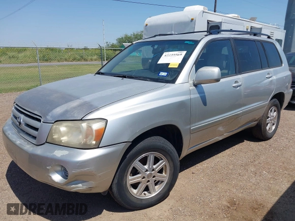 2005 Toyota Highlander z VIN JTEGP21A450063635, wystawiony jako IAAI lot #42239569 z przebiegiem 272 249 mil mil oraz . Historia ofert i sprzedaży dostępna na DreamBid. Obrazek 2.