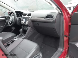 2019 Volkswagen Tiguan SE with VIN 3VV2B7AX3KM044275, listed as a IAAI auction lot 41555655 with 56,501 mi miles. Bid and sale history available at carsss.com. Image 5.
