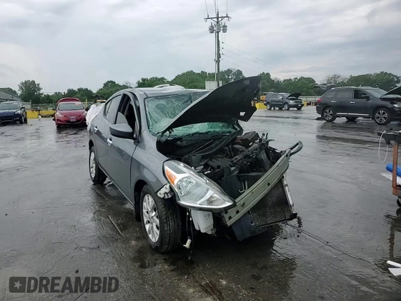 2017 Nissan Versa SV z VIN 3N1CN7AP1HL849686, wystawiony jako Copart lot #57840005 z przebiegiem Nie podano mil oraz Szkoda całkowita • Salvage title. Historia ofert i sprzedaży dostępna na DreamBid. Obrazek 13.