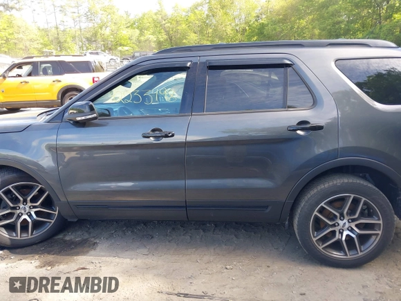 2018 Ford Explorer Sport z VIN 1FM5K8GT9JGC59377, wystawiony jako IAAI lot #42233498 z przebiegiem 103 479 mil mil oraz . Historia ofert i sprzedaży dostępna na DreamBid. Obrazek 15.