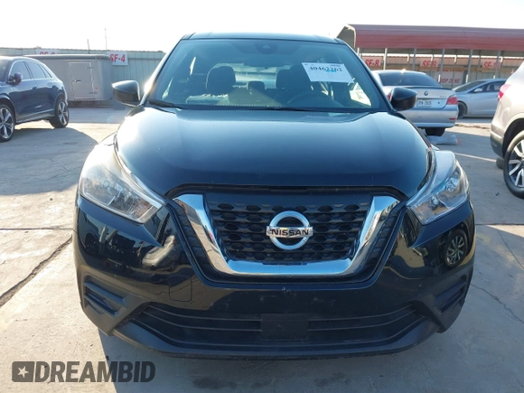 2020 Nissan Kicks S z VIN 3N1CP5BV1LL556133, wystawiony jako IAAI lot #40462262 z przebiegiem 39 750 mil mil oraz . Historia ofert i sprzedaży dostępna na DreamBid. Obrazek 12.