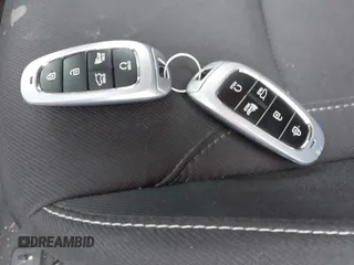 2024 Hyundai Tucson SEL z VIN KM8JBCDE8RU313983, wystawiony jako IAAI lot #41335706 z przebiegiem 14 185 mil mil oraz . Historia ofert i sprzedaży dostępna na DreamBid. Obrazek 11.